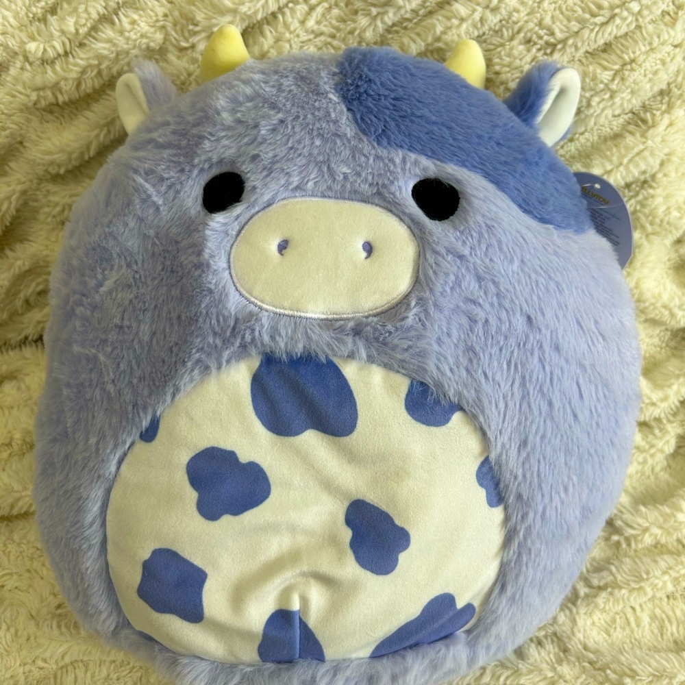 Bubba the cow Fuzzamallow squishmallow